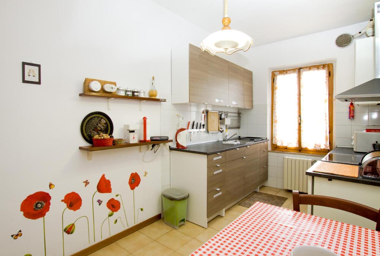 Cheap Apartment In The Old Village Colle Val D'Elsa Bagian luar foto