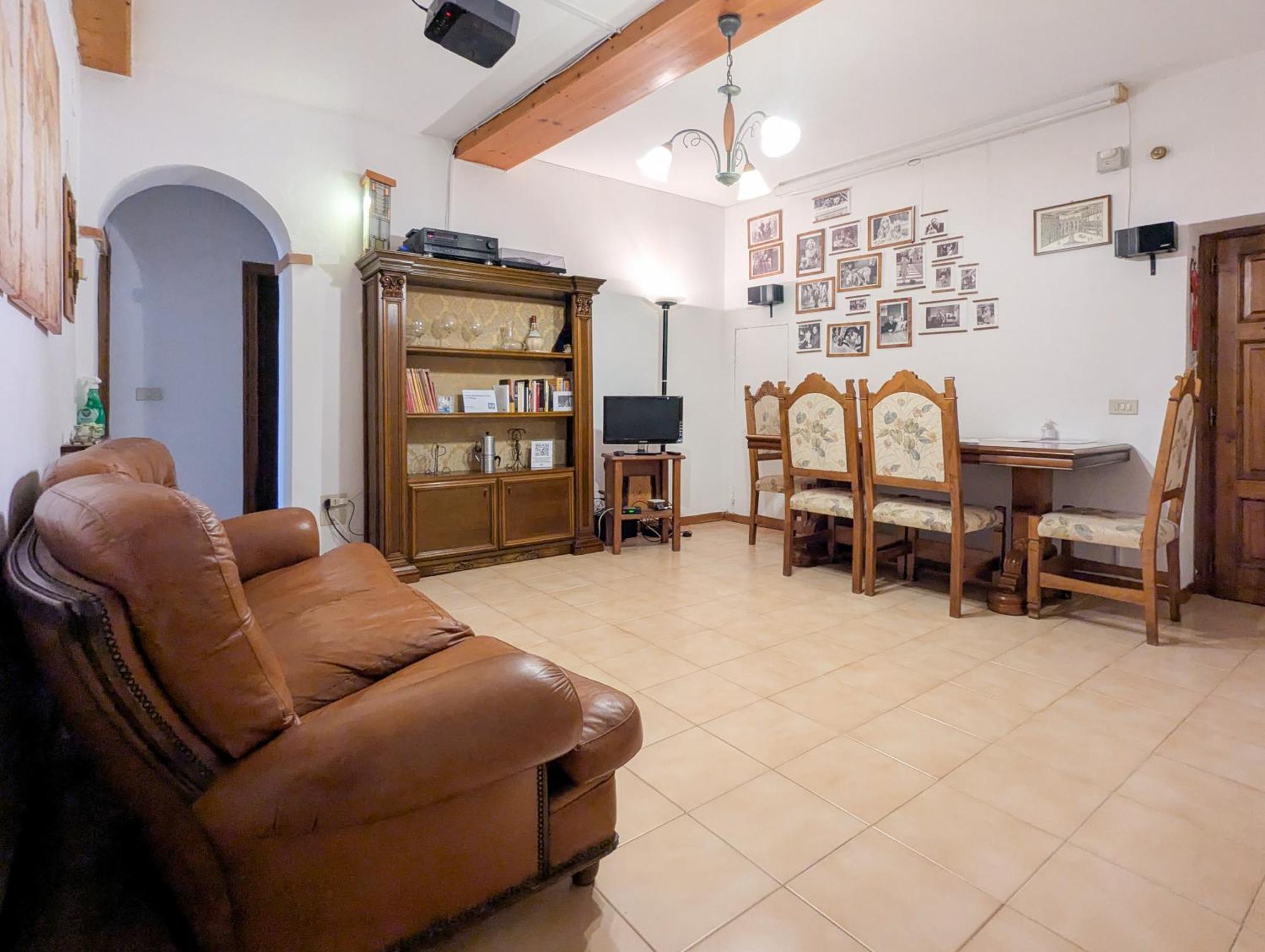 Cheap Apartment In The Old Village Colle Val D'Elsa Bagian luar foto