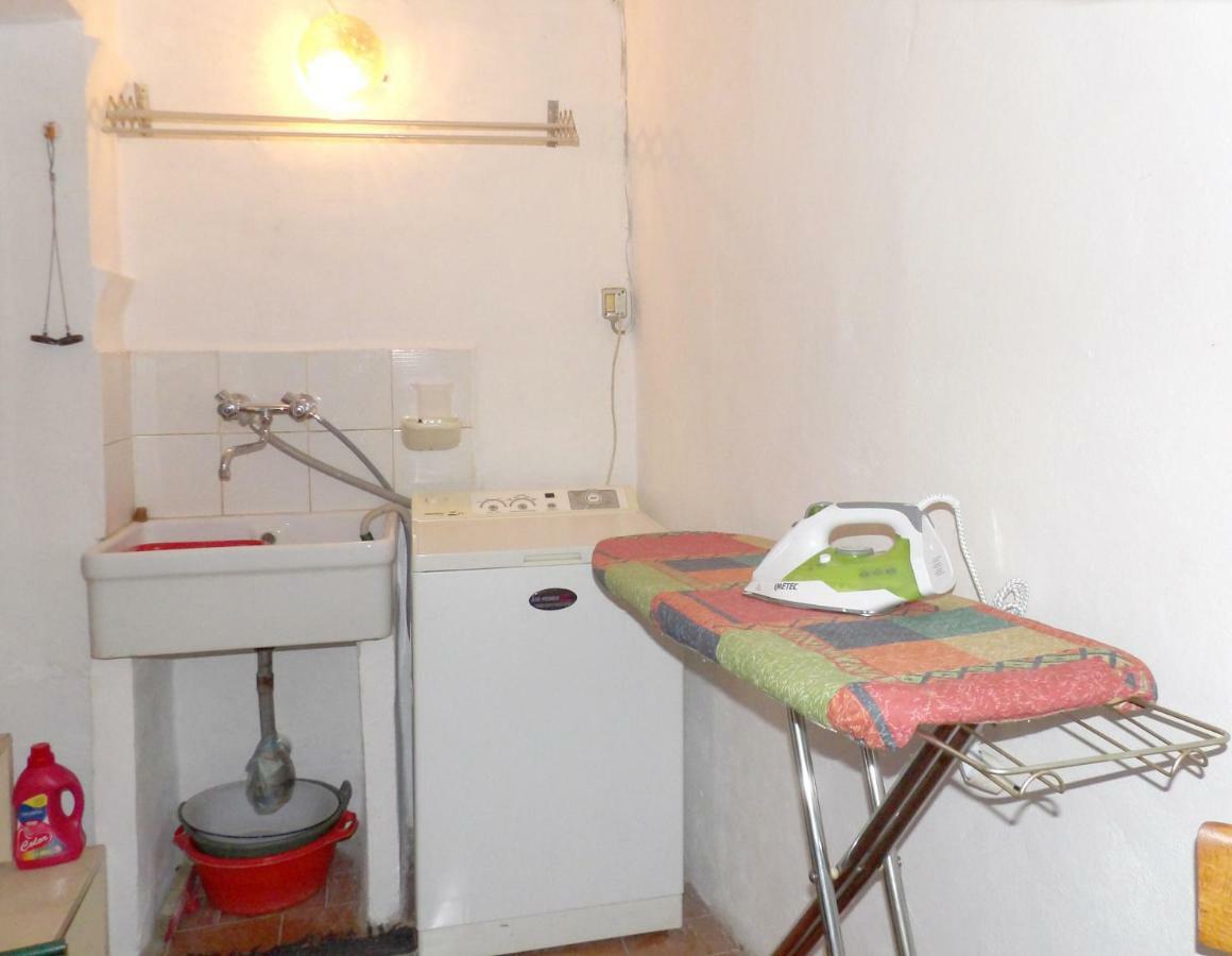 Cheap Apartment In The Old Village Colle Val D'Elsa Bagian luar foto